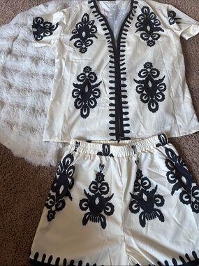 Women's Cream and Black Printed Shorts Set